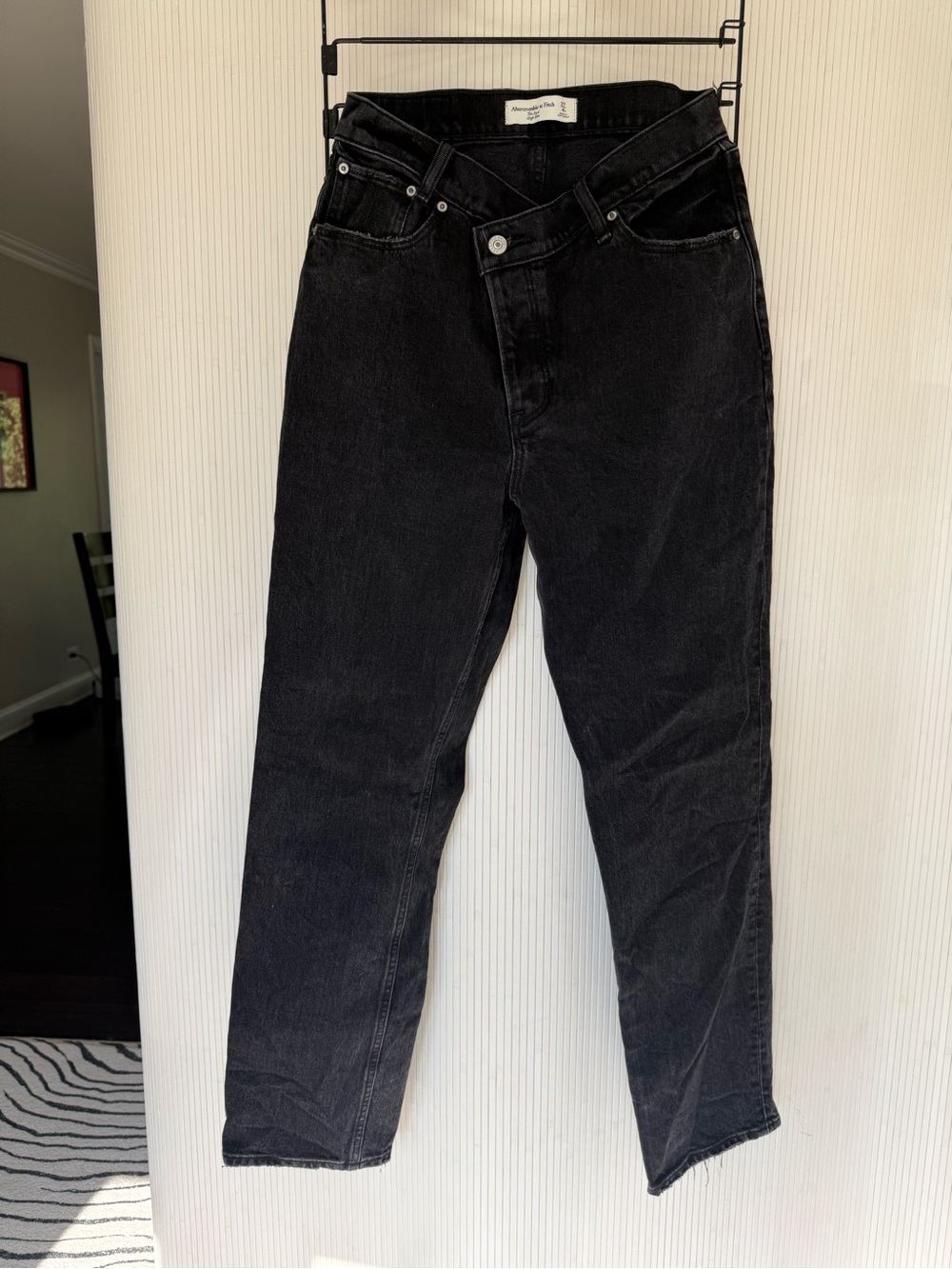 Abercrombie & Fitch Black is Denim Jeans Size 27 The Dad High Rise